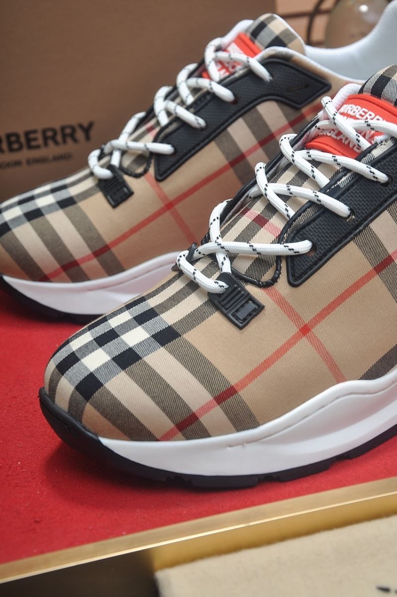 Burberry Low Shoes